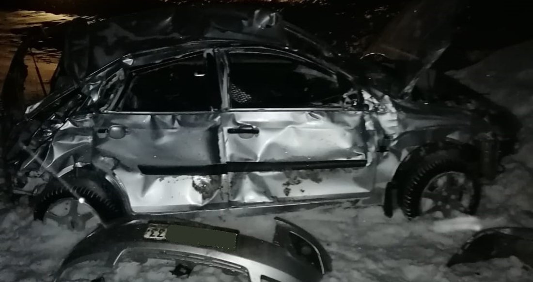 Два человека пострадали в аварии в Чагодощенском районе 