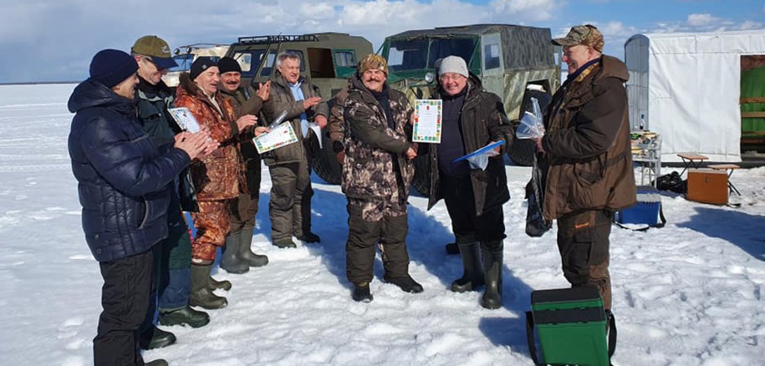 Все свои: вологодские депутаты и главы районов организовали собственный рыболовный турнир