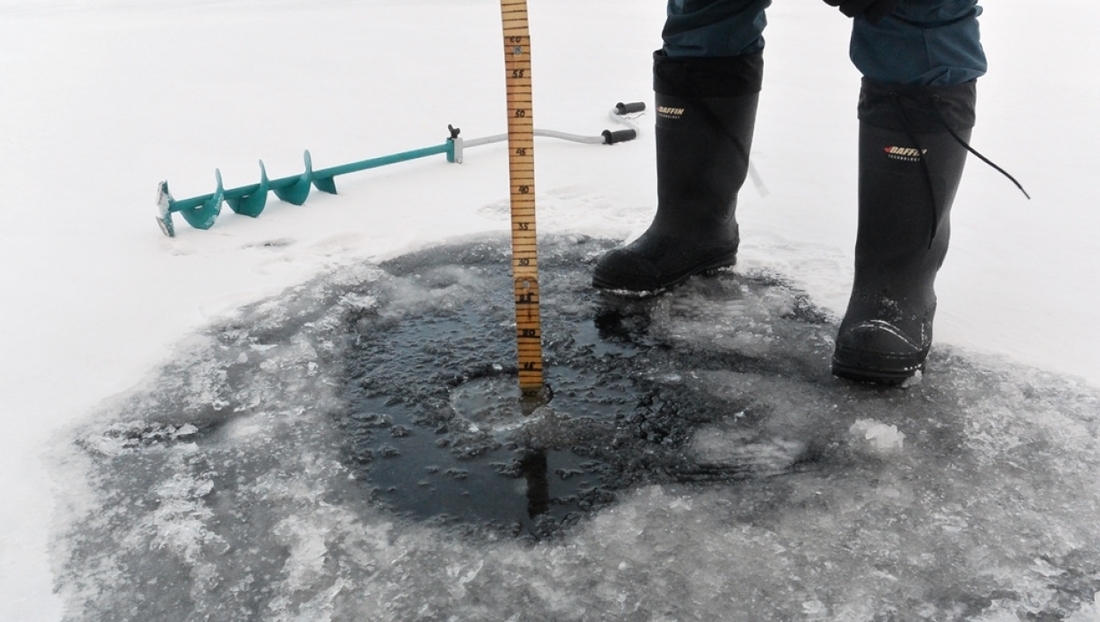 Охота пуще погибели: рыбак провалился под лёд в Нюксенском районе
