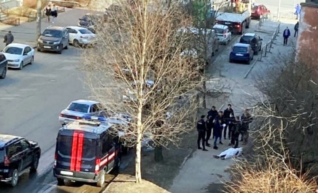 Погибший в центре Вологды мужчина оказался сотрудником Следственного комитета