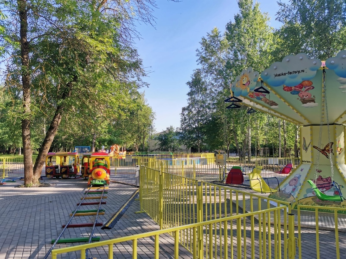 Открытие парковых аттракционов состоялось в Череповце