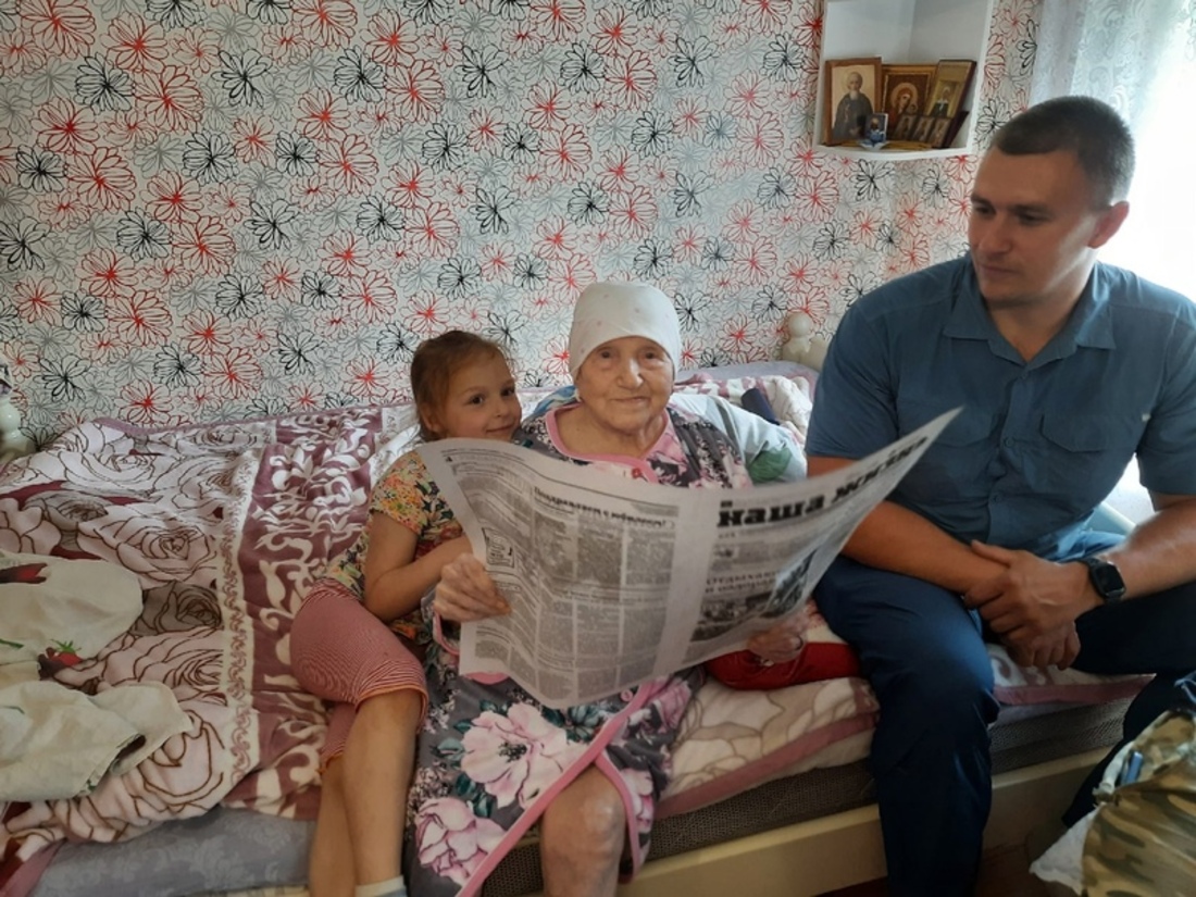 100-летняя жительница Бабаевского района сделала прививку от коронавируса