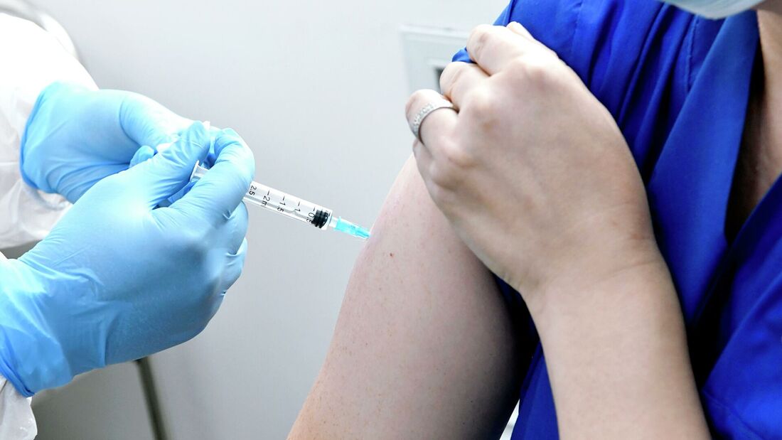 День вакцинации от коронавируса может стать выходным для вологжан