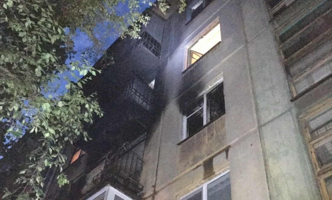 Мужчина пострадал при пожаре в череповецкой многоэтажке