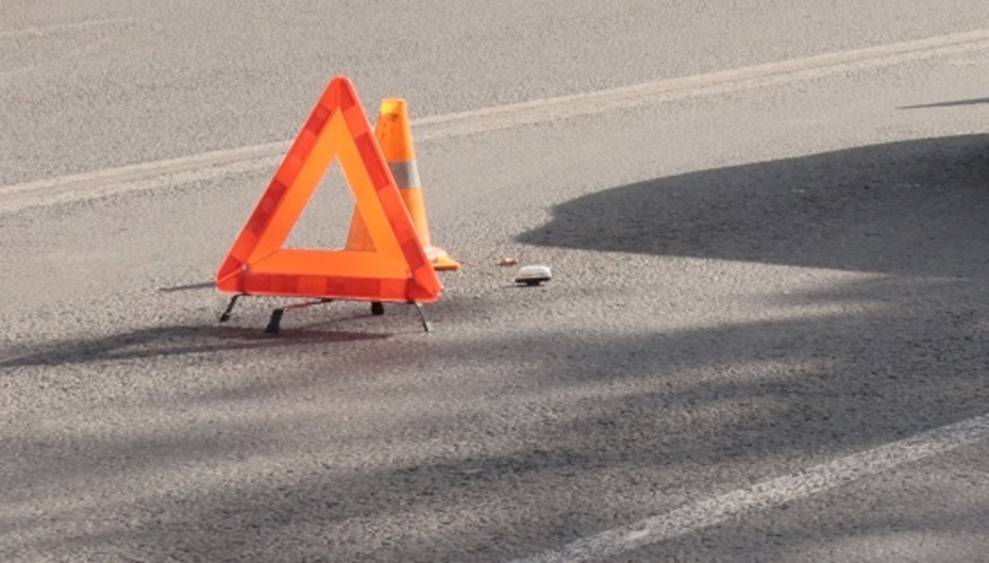 Иномарка сбила женщину на пешеходном переходе в Вологде