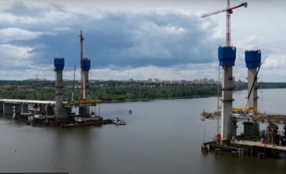 Строители Архангельского моста в Череповце попались на краже металлолома