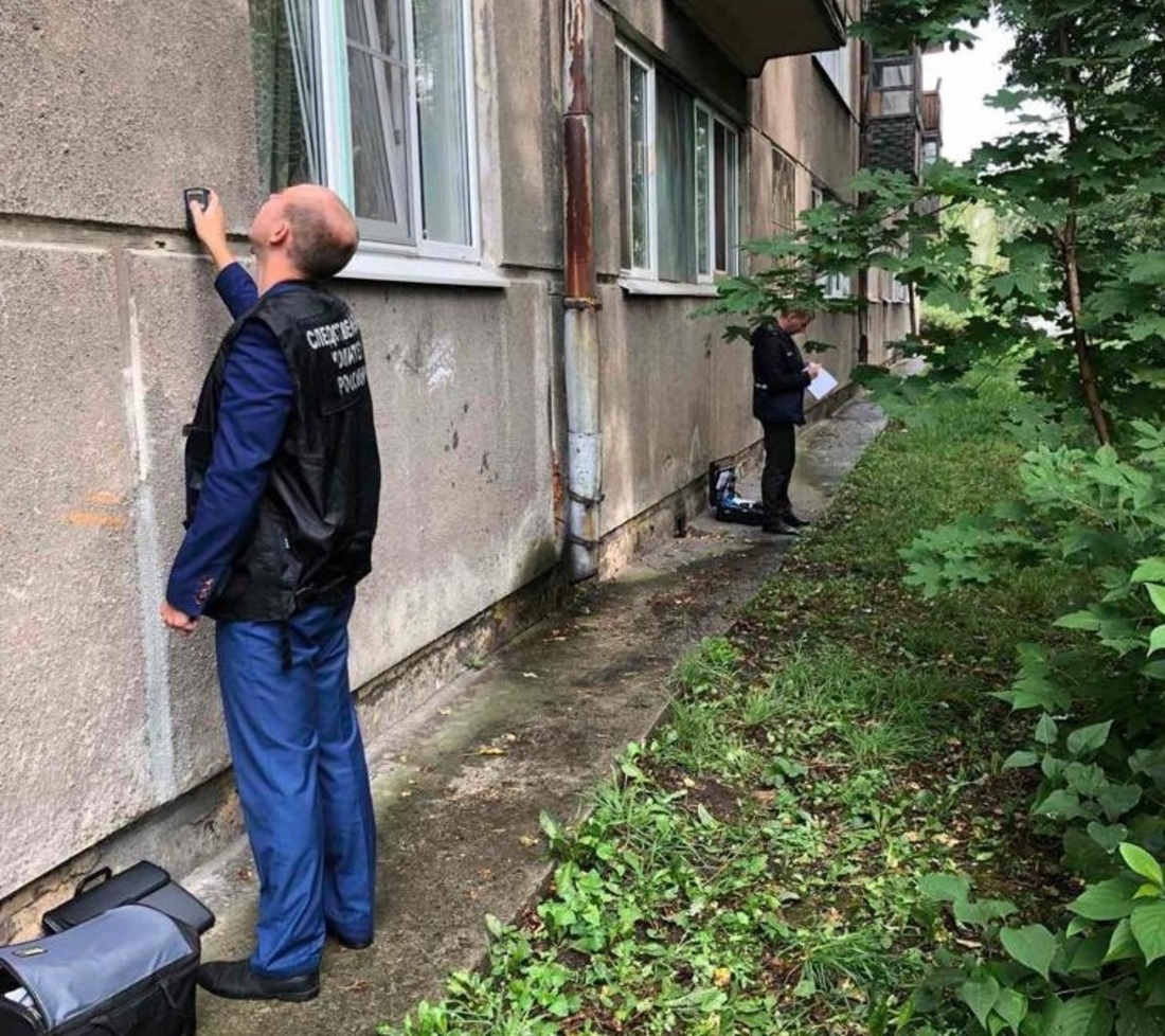 В Череповце завершили расследования дела по факту падения 2-летнего малыша из окна