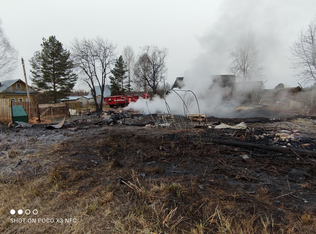 Разрушительный пожар оставил жителей устюженской деревни без крыши над головой