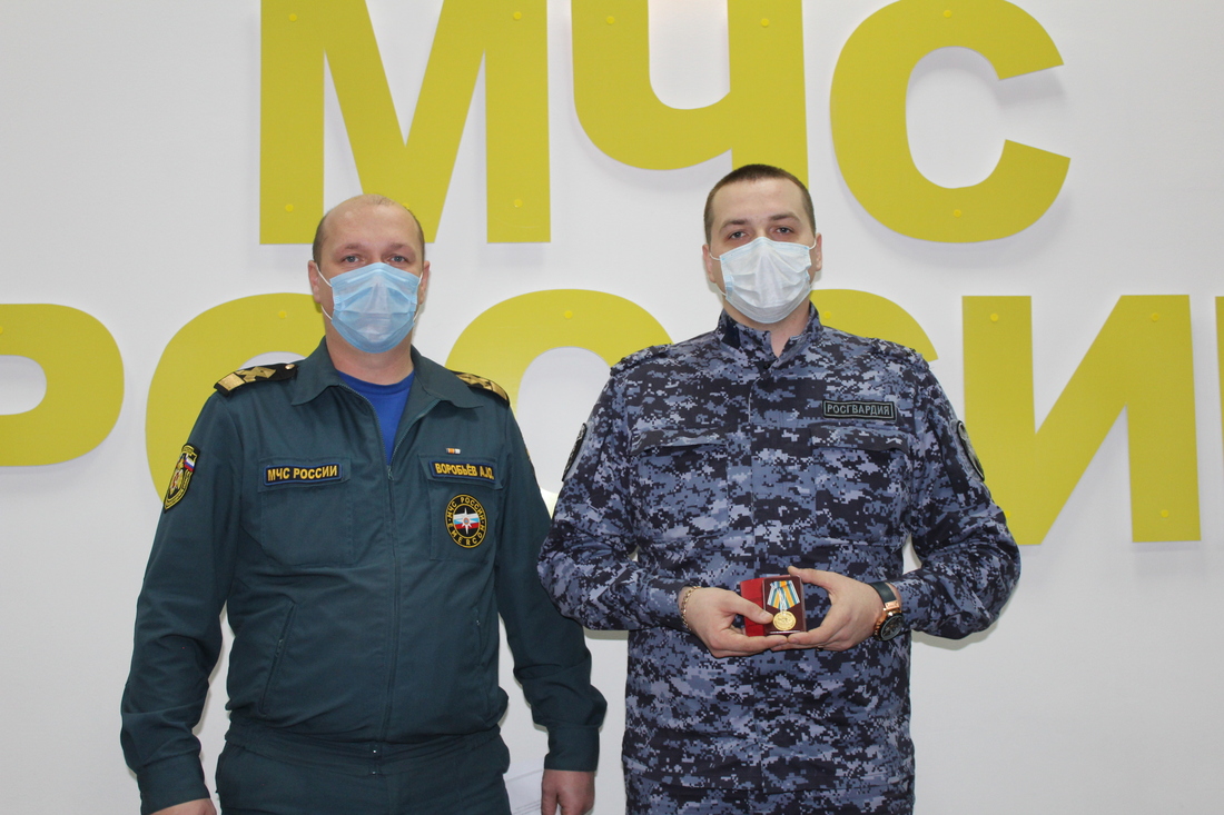 Вологодский росгвардеец получил медаль «За спасение погибающих на водах»