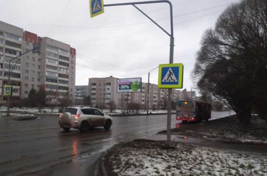В Вологде на пешеходном переходе сбили женщину: пострадавшая в больнице