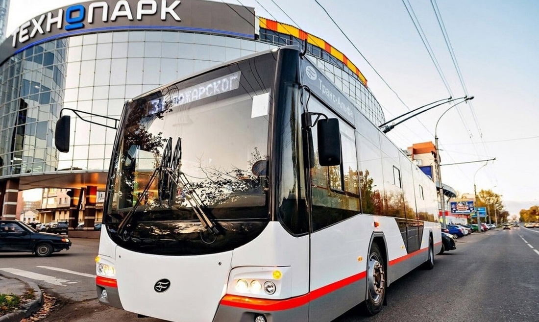 Вологодские троллейбусы стали принимать оплату банковской картой