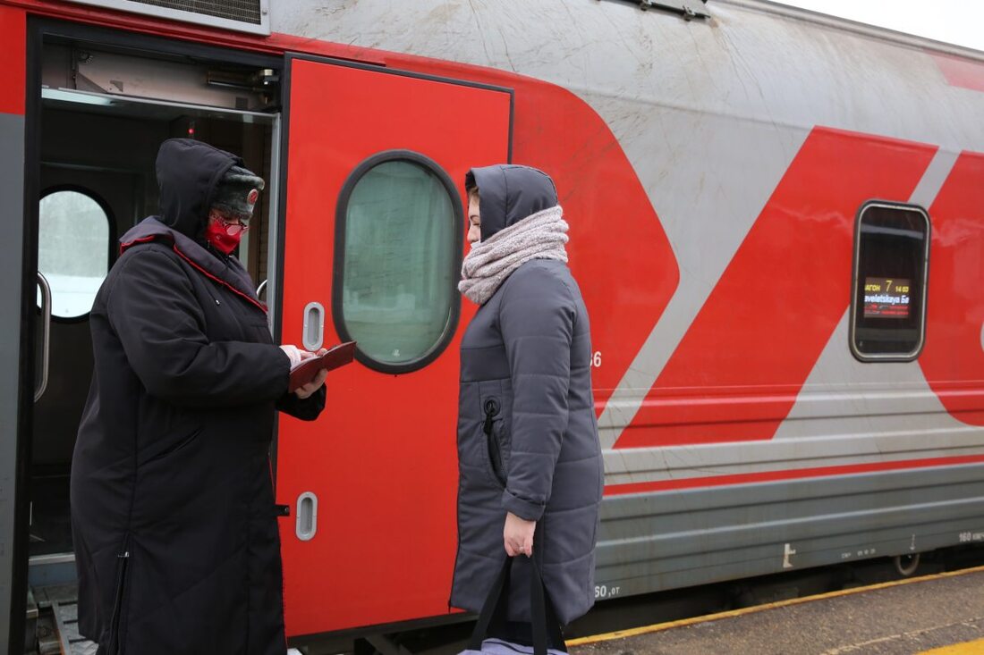 В РЖД решили отказаться от обязательного ношения масок в поездах