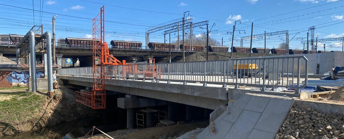 Вологодские строители приобрели спецтехнику для ускорения ремонта моста через Шограш 