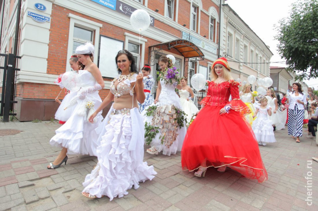 Раз и ты в белом платье: череповчанки в 12-й раз примут участие в параде невест
