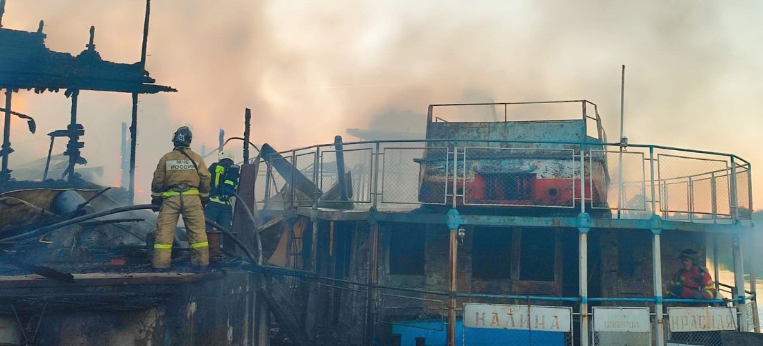 Причиной крупного пожара на речном вокзале Вологды стал умышленный поджог