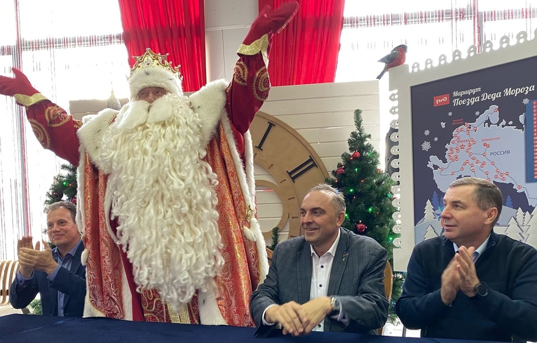 Сказочный поезд великоустюгского Деда Мороза вновь отправился в путешествие по России