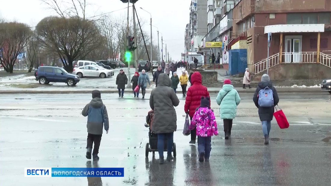 Закон о едином пособии семьям с детьми и беременным женщинам начнёт действовать в Вологодской области