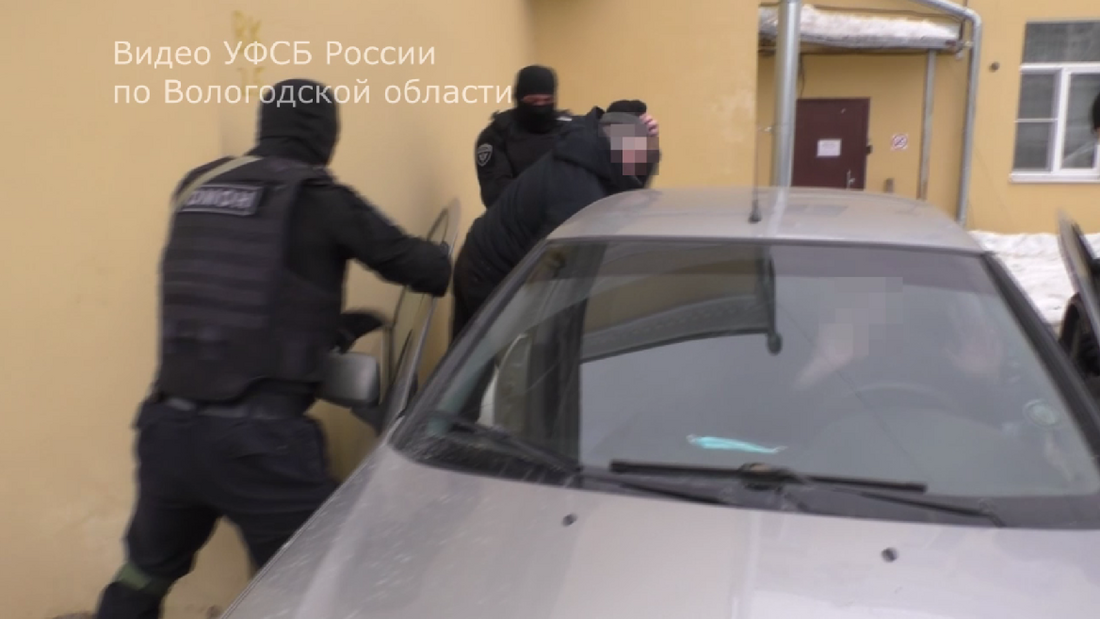 Бывший полицейский пойман с поличным на взятке должностному лицу в Вологде 