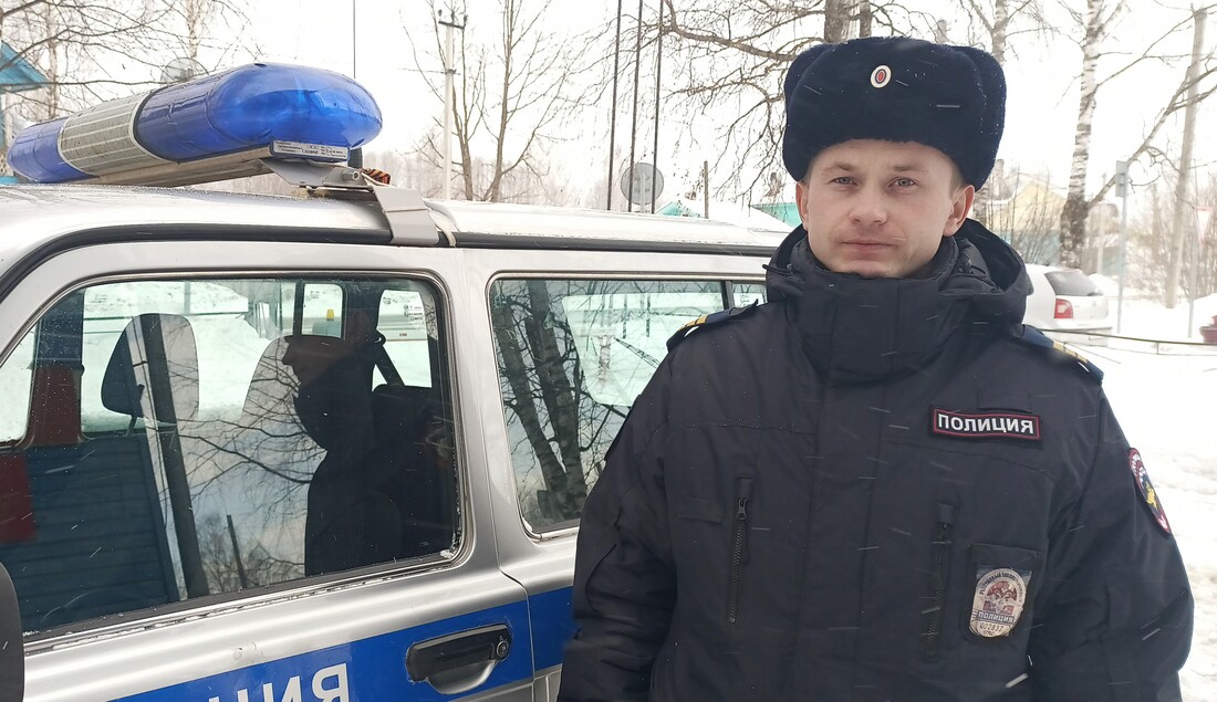Полицейский спас от гибели замерзающего в сугробе подростка в Кичменгско-Городецком округе