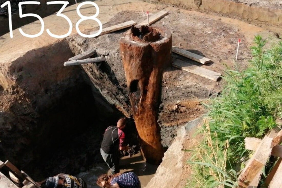 Возраст рассолоподъёмных труб удалось определить археологам в Тотьме
