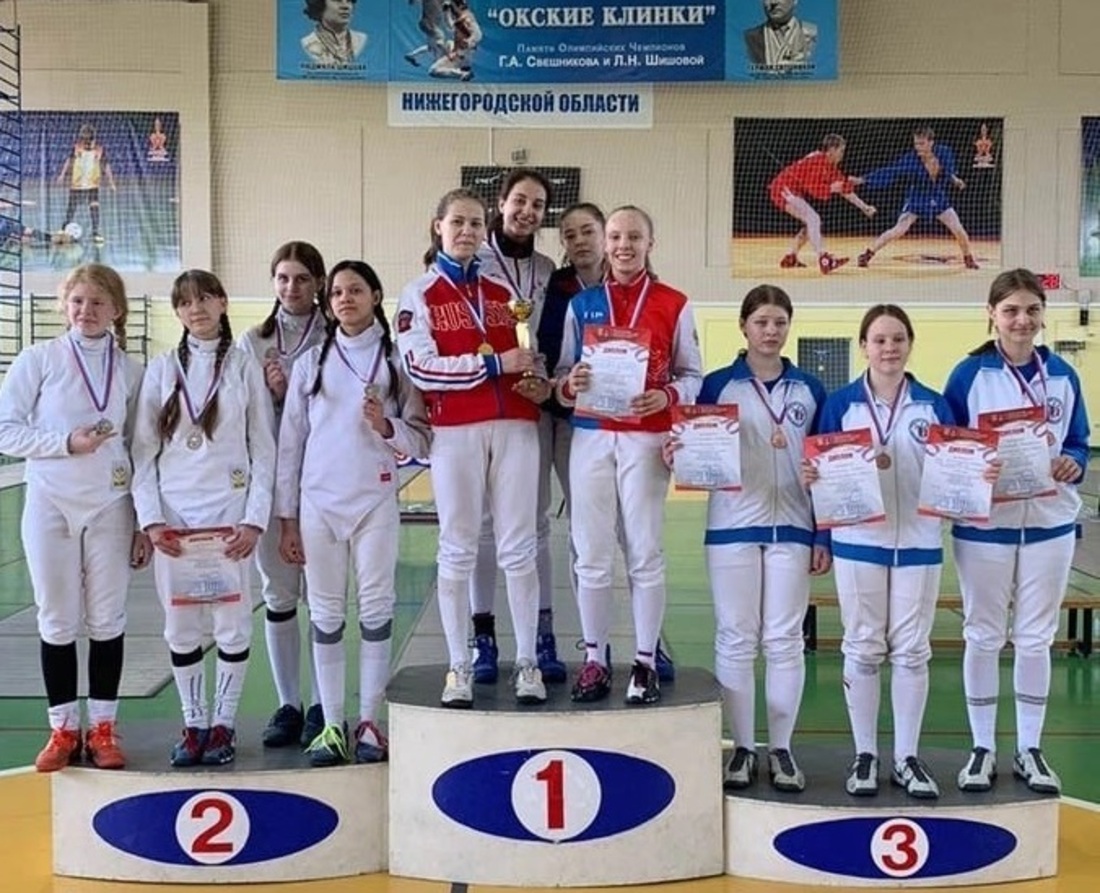Юные череповчанки завоевали «бронзу» Всероссийских соревнований по фехтованию