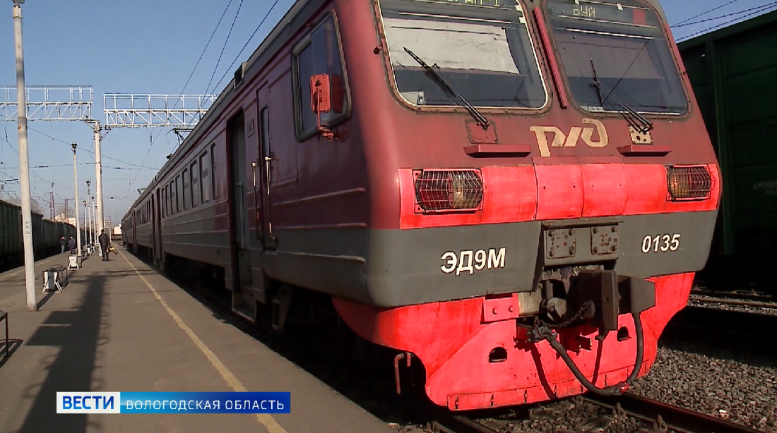 Дополнительные поезда в направлении Санкт-Петербурга пустят в новогодние праздники