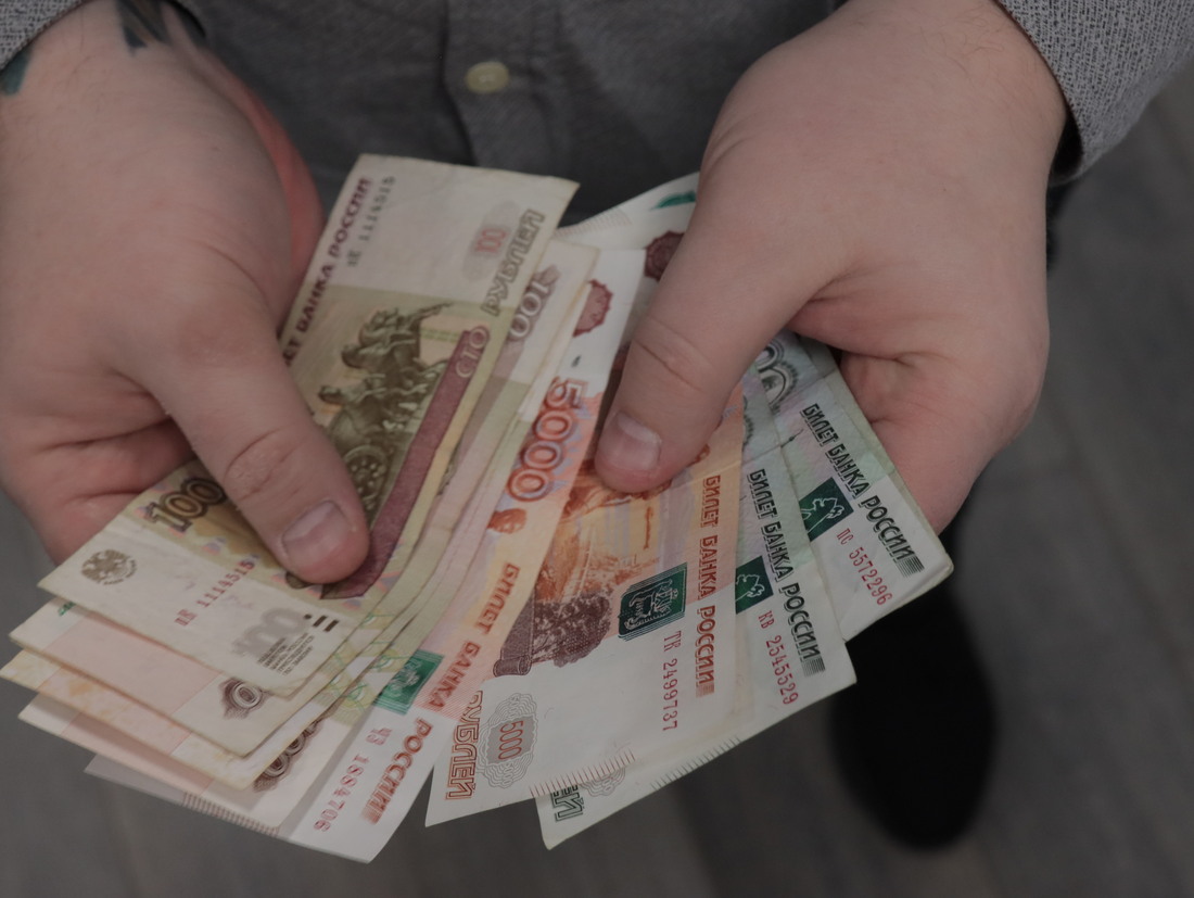 Тулячка украла с карты вологодского пенсионера 13 тысяч рублей 