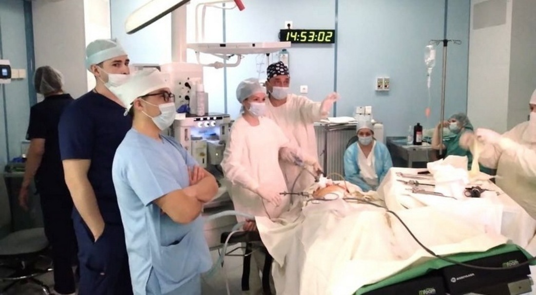 Сложную операцию по стентированию подключичной артерии провели вологодские врачи