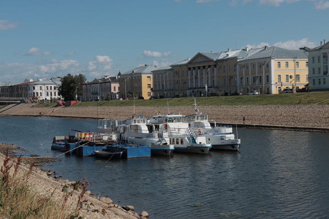Спорный участок Пречистенской набережной в Вологде вновь открыли для автомобилистов