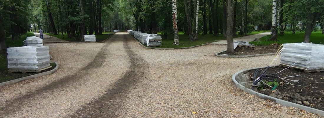 Строители выполнили половину работ по благоустройству Парка Ветеранов в Вологде
