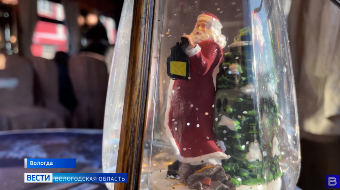В московских парках открылись мини-филиалы почты Деда Мороза