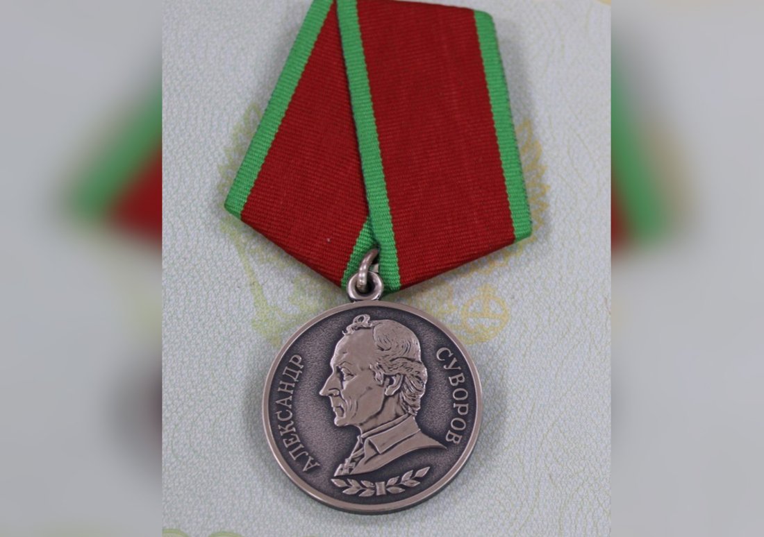 Жителя Усть-Кубинского округа наградили медалью Суворова
