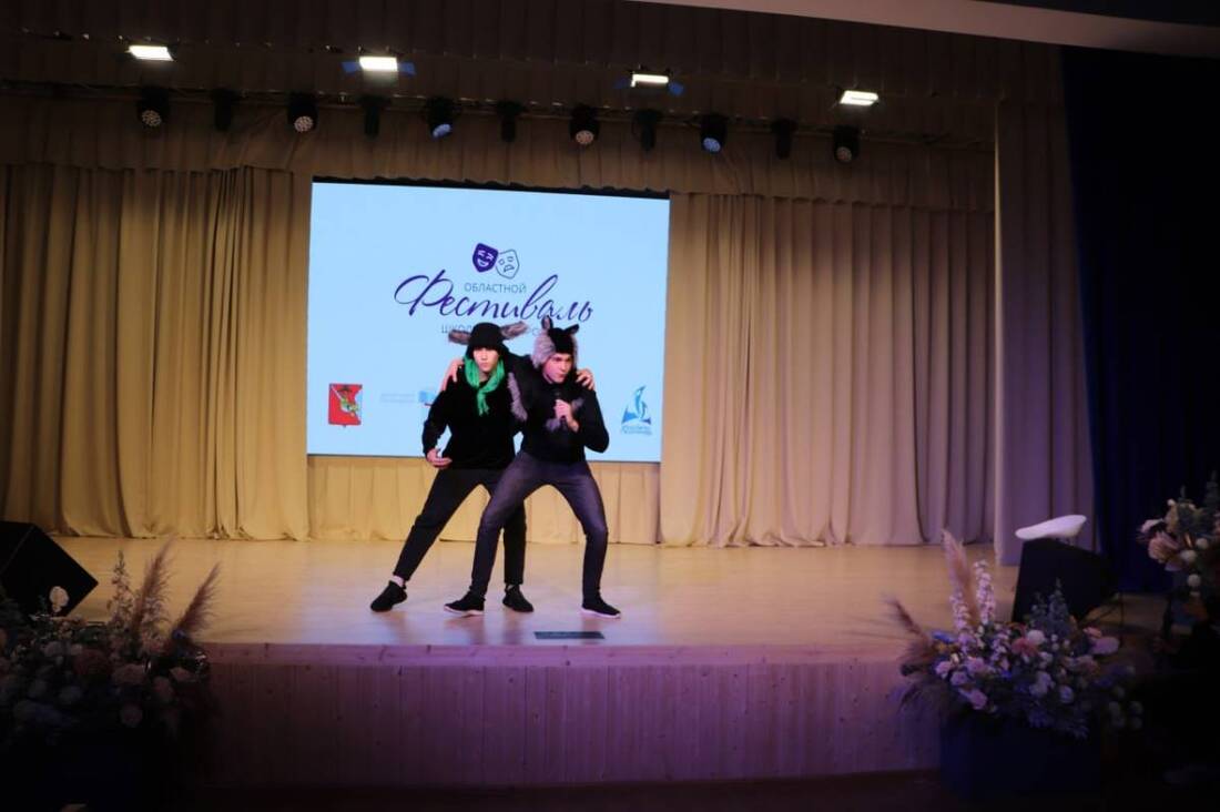 Первый областной фестиваль школьных театров прошёл в Вытегорском районе