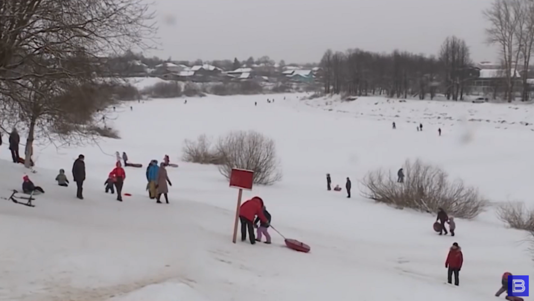 18 детей пострадали в результате неосторожного катания на «ватрушках» в Вологде