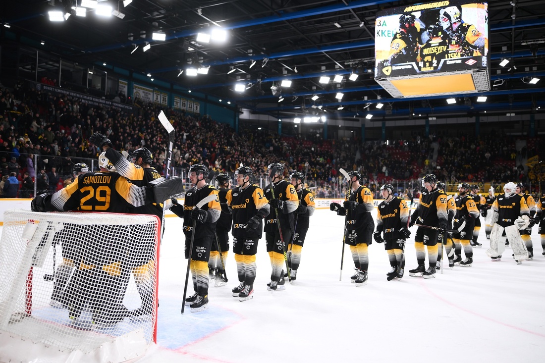 Хоккейная «Северсталь» одержала шестую победу подряд