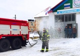 Пожарного в Ивановской области облили водой под бурные аплодисменты